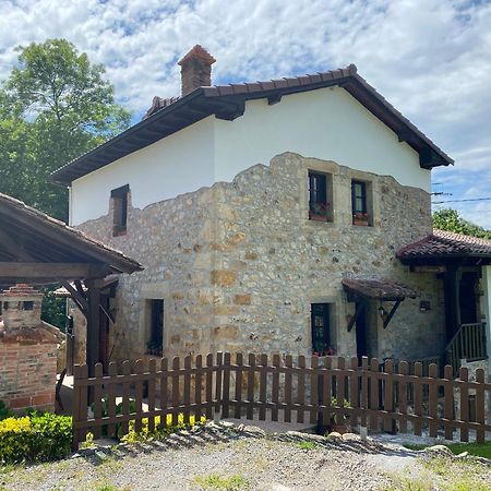 Apartamentos Rurales La Caviana Кангас-де-Онис Экстерьер фото